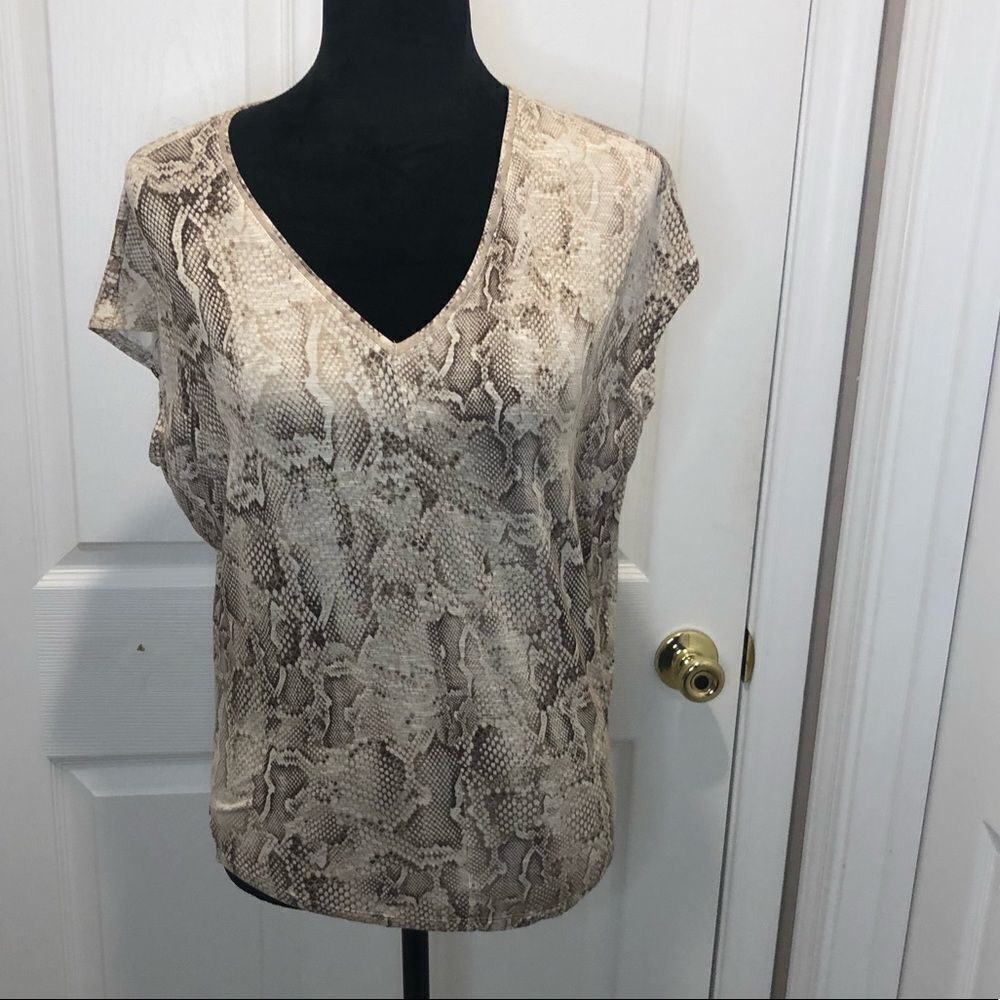 White House Black Market snake skin print cap sleeve blouse top